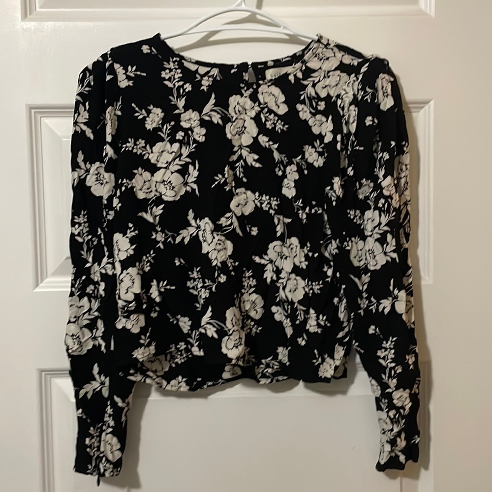 SALTWATER LUXE floral puff sleeve blouse Medium